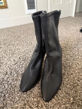 H&M Black Stretch Sock Ankle Boots with Pointed Toe